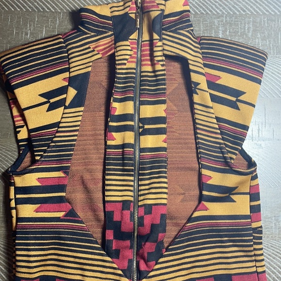 Women’s Dress - Picture 1 of 5